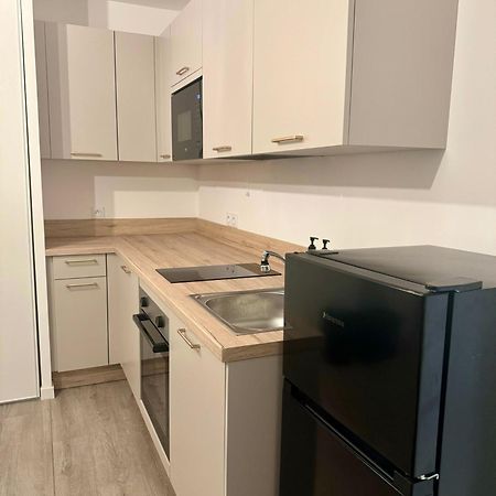 Studio Moderne Et Tout Equipe, Proche Du Rer, Paris & Aeroport D'Orly En 20 Min, Lit Bebe Sur Demande Vitry-sur-Seine Exteriör bild